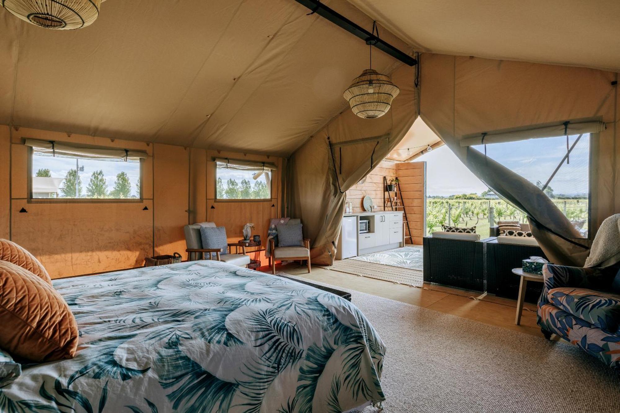 Villas & Vines Glamping Hastings Dış mekan fotoğraf