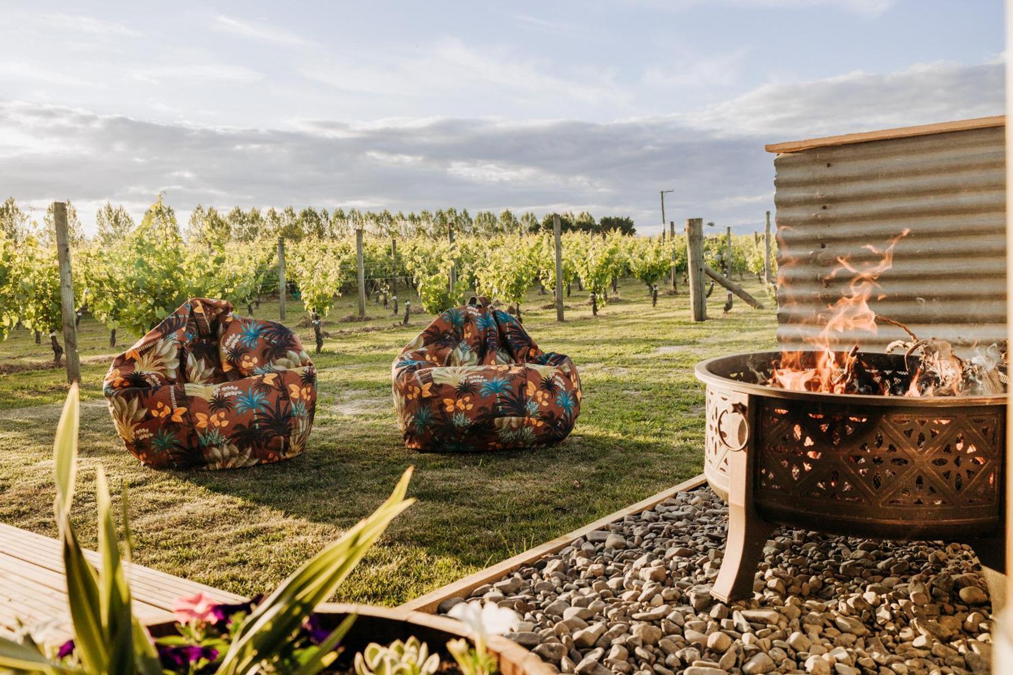 Villas & Vines Glamping Hastings Dış mekan fotoğraf