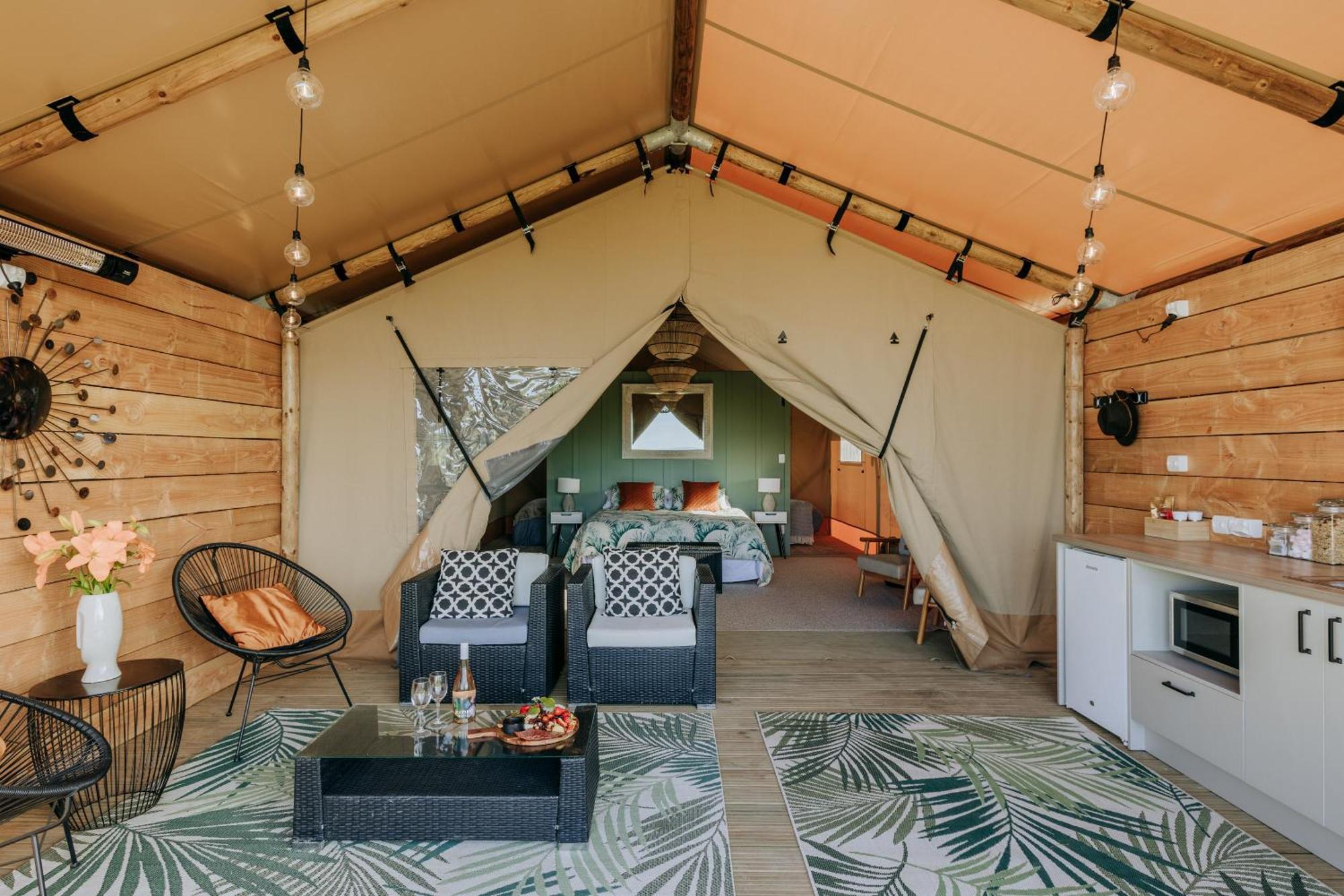 Villas & Vines Glamping Hastings Dış mekan fotoğraf
