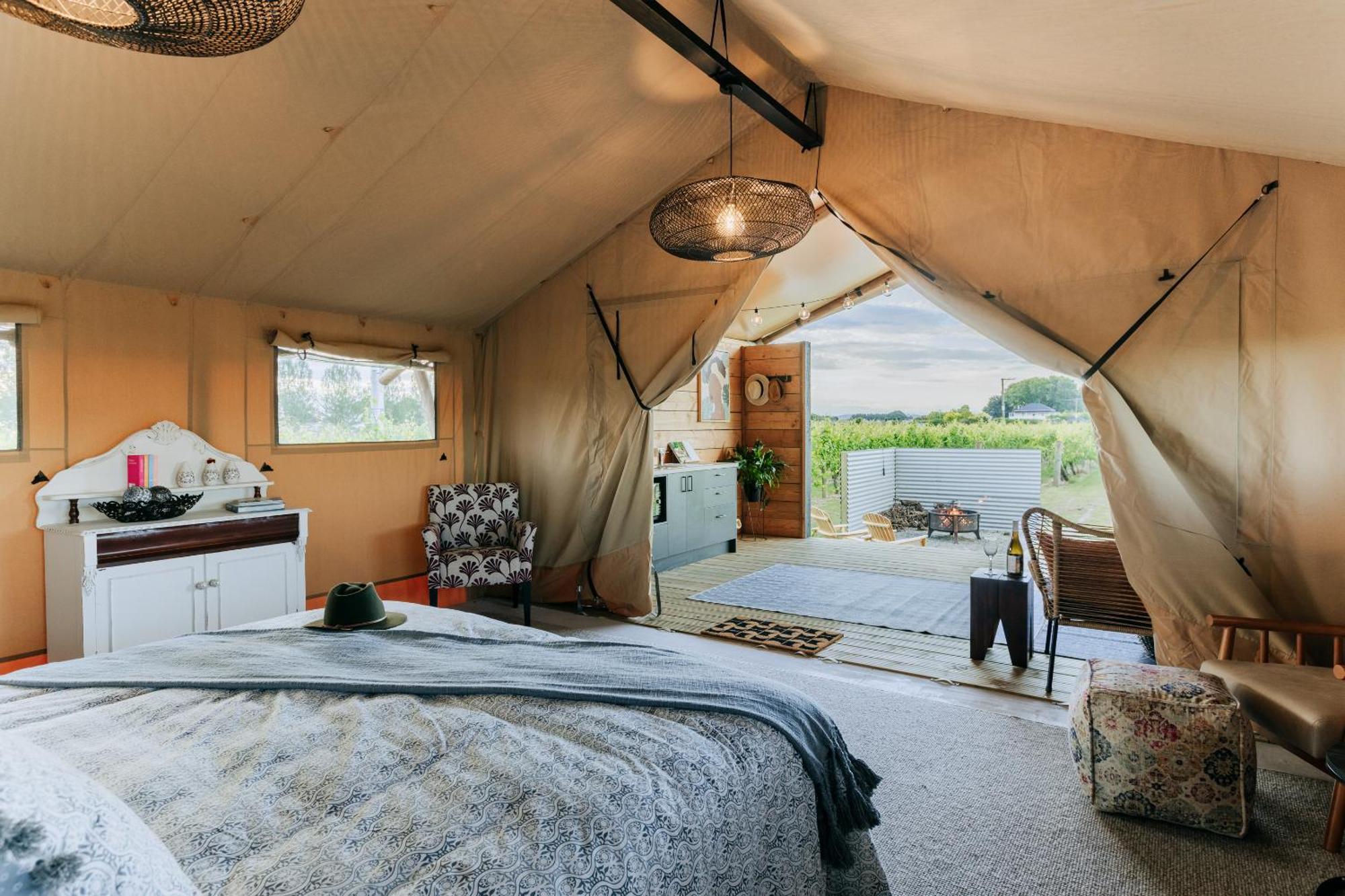 Villas & Vines Glamping Hastings Dış mekan fotoğraf